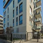 Leszczynska American Retro Apartment With Balcony Warsaw\'S Powisle By Noclegi Renters