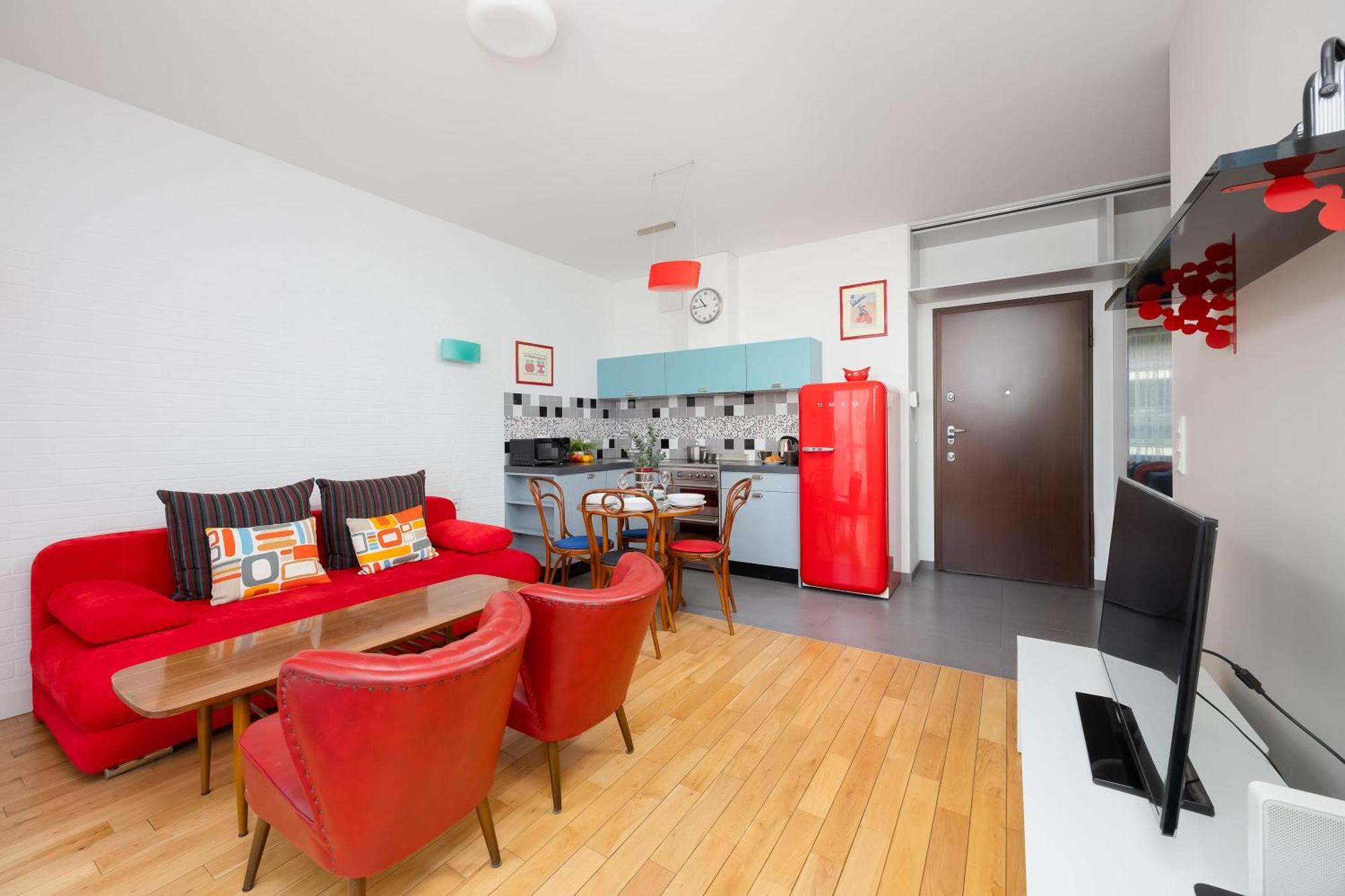 Leszczynska American Retro With Balcony Warsaw's Powisle By Renters Apartament *