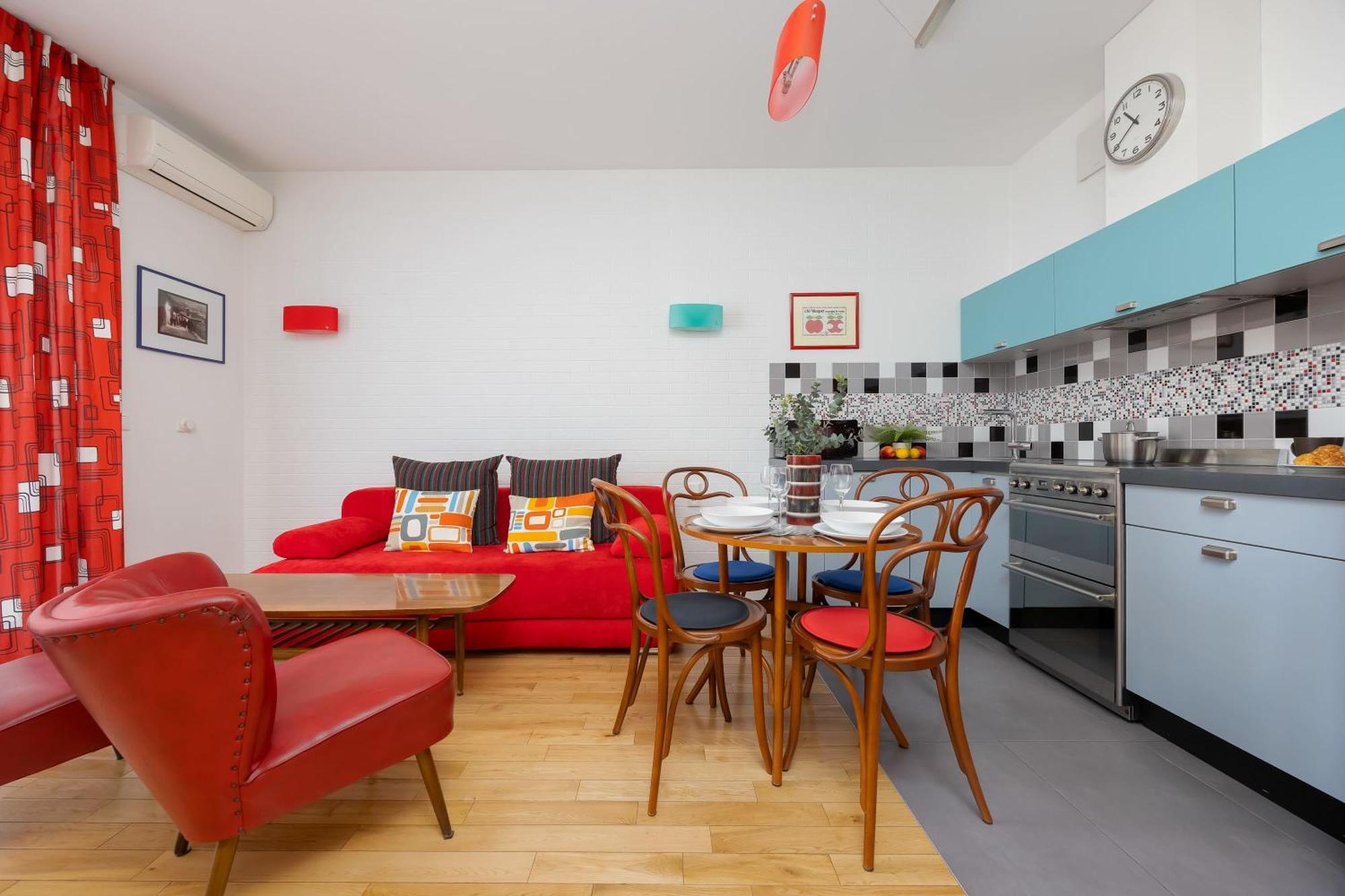 Apartament Leszczynska American Retro With Balcony Warsaw's Powisle By Renters